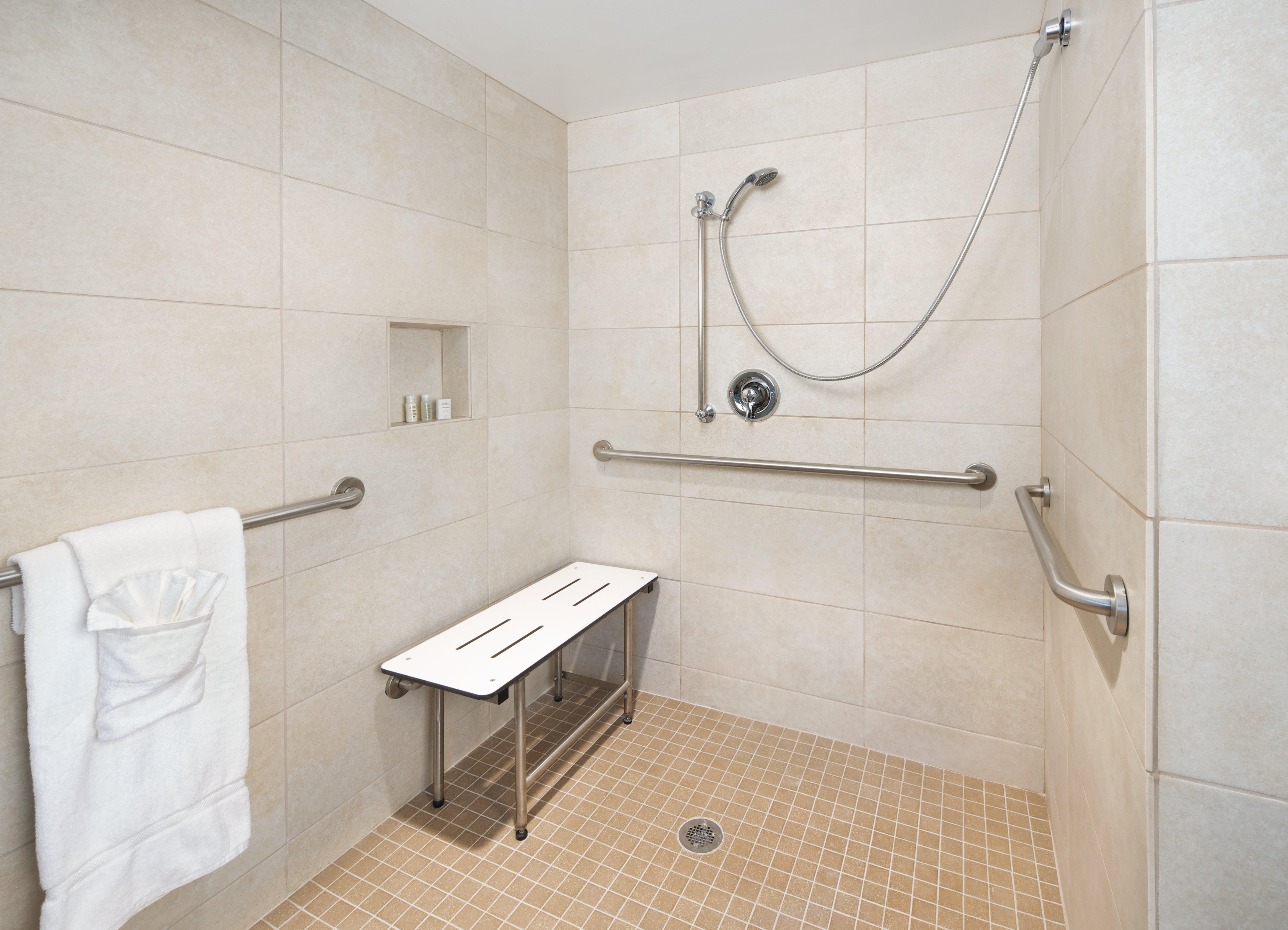 Hotel Indigo Cleveland Beachwood By Ihg Екстериор снимка